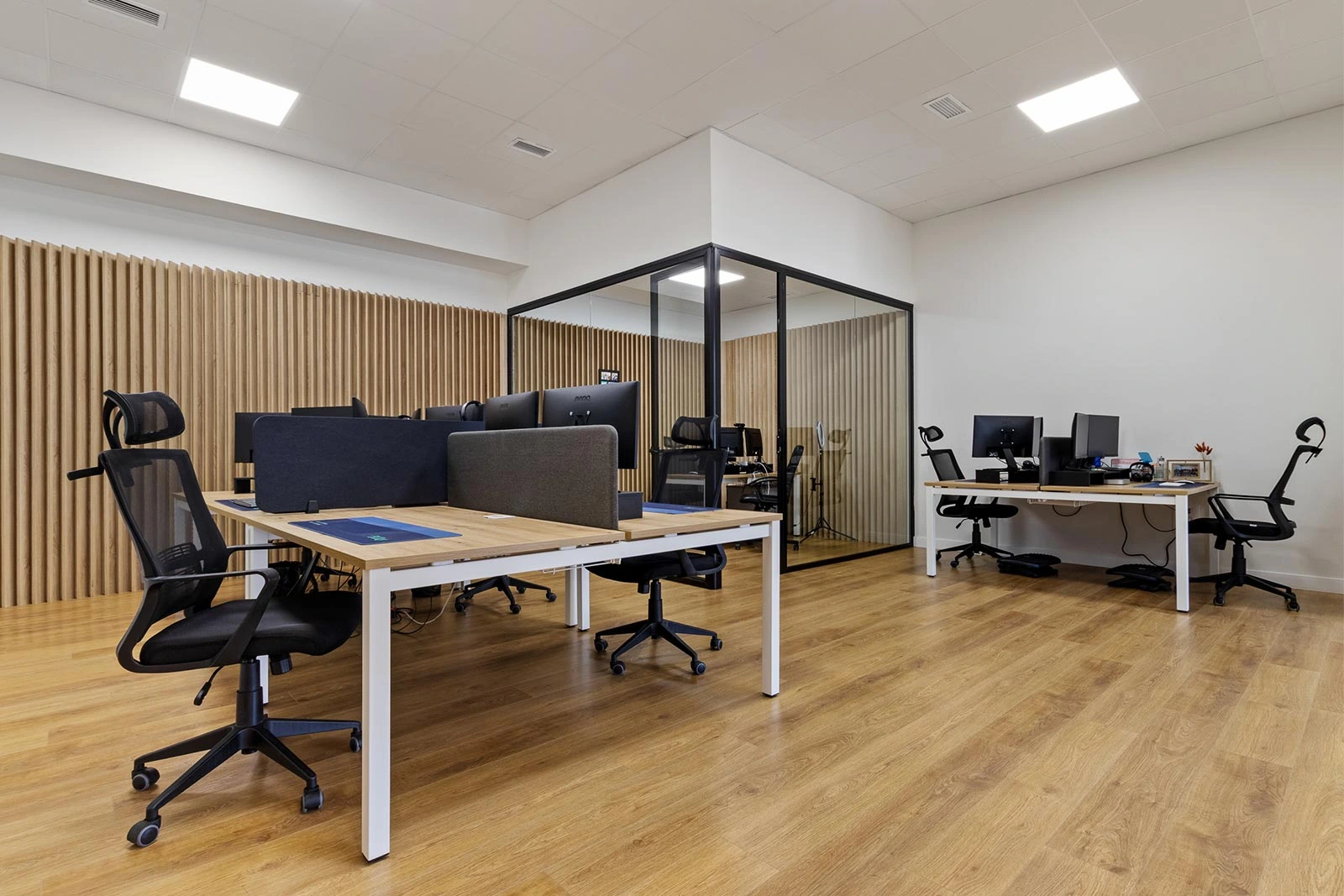 10.Oficina-Bilky-laube-interiors